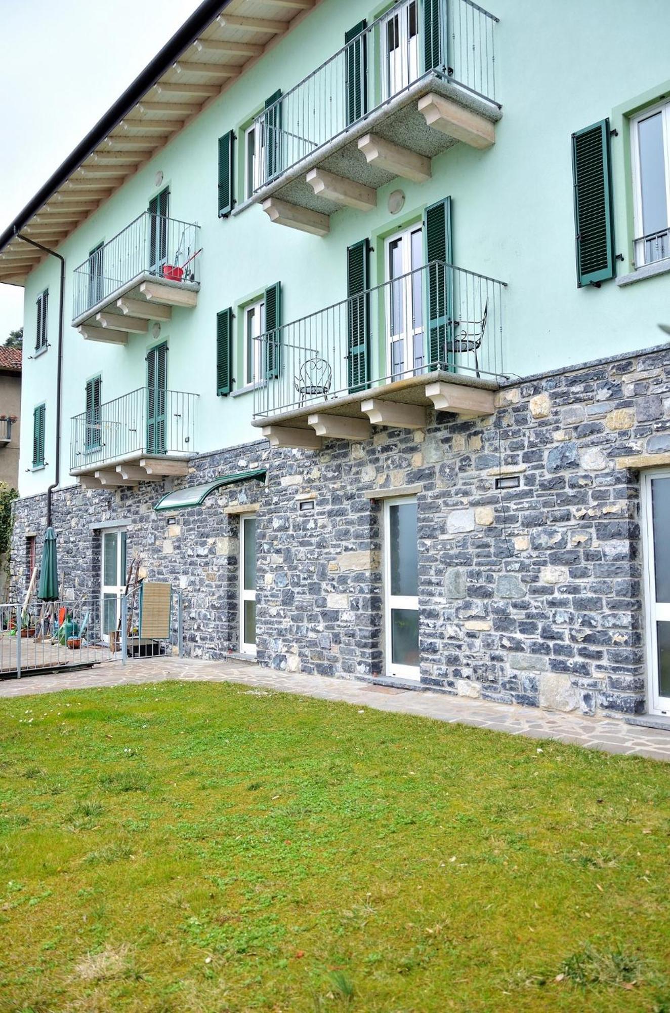White Garden - Apartment With Access To The Lake Lierna Exterior foto